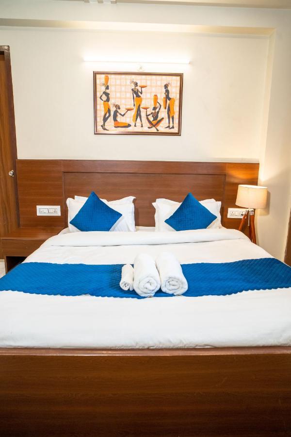 The Lodgers 2 Bhk Serviced Apartment Infront Of Artemis Hospital Gurgaon Exterior photo