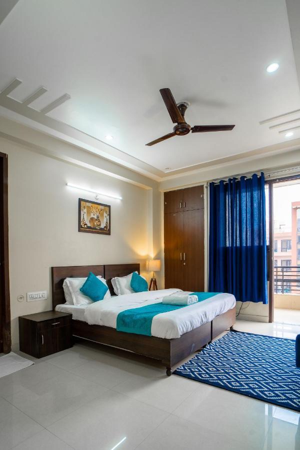 The Lodgers 2 Bhk Serviced Apartment Infront Of Artemis Hospital Gurgaon Exterior photo